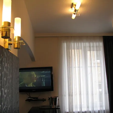 Apartment On Staroievreiska Lviv