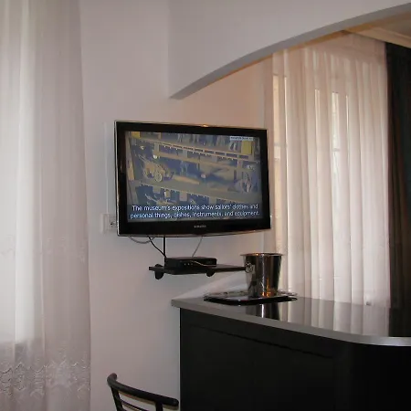 Apartment On Staroievreiska Lviv