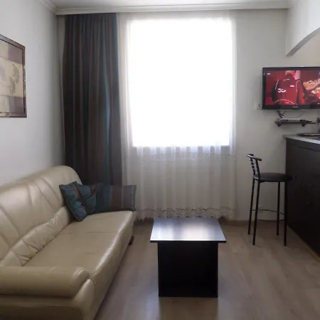 On Staroievreiska Apartment *